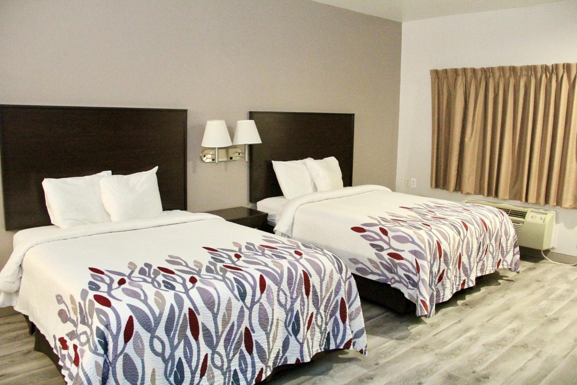 Red Roof Inn & Suites Lake Orion / Auburn Hills Εξωτερικό φωτογραφία