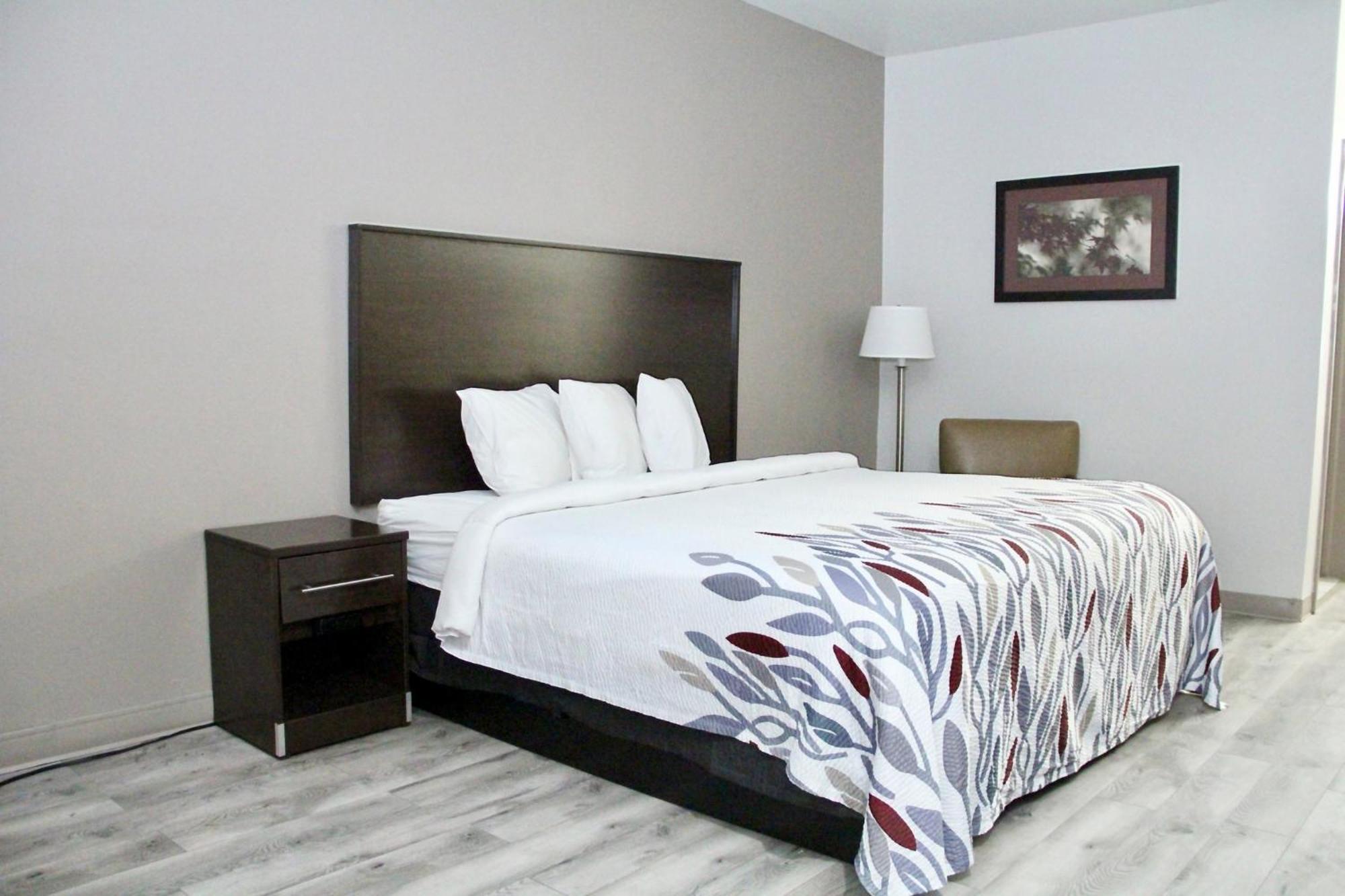Red Roof Inn & Suites Lake Orion / Auburn Hills Εξωτερικό φωτογραφία